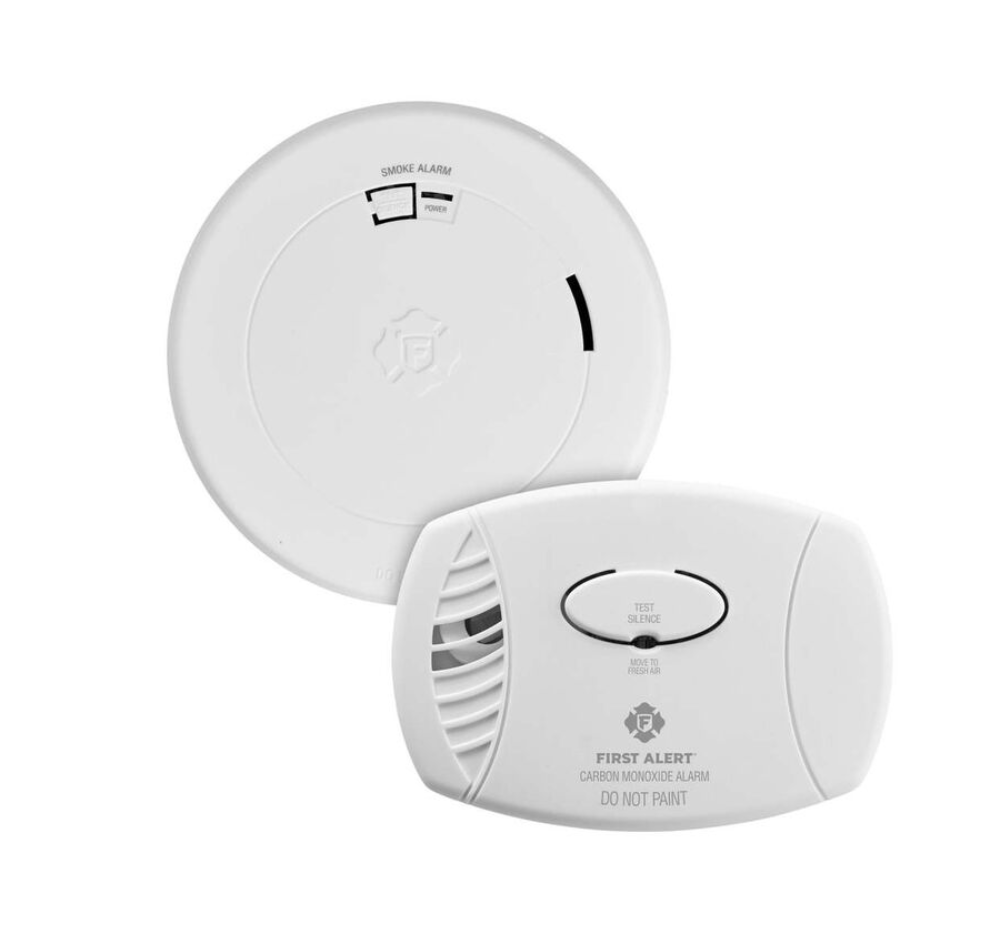 First Alert SM210 Battery Combination Smoke & CO400 CO Alarm Value Pack