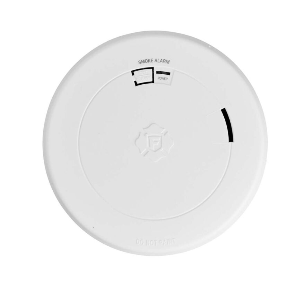 First Alert SM210 Battery Smoke Alarm with Slim Profile Design 2 Pack